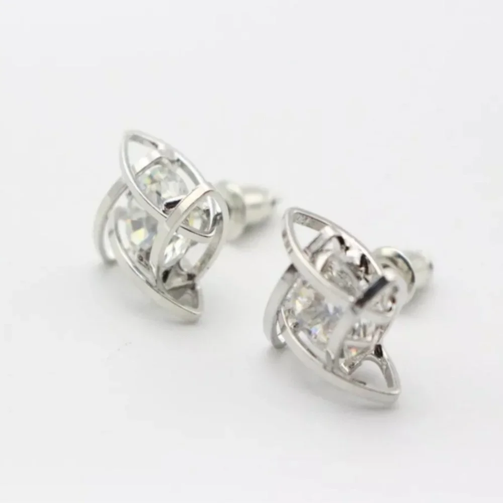 *NEW Round Solitaire Caged Diamond Stud Earrings